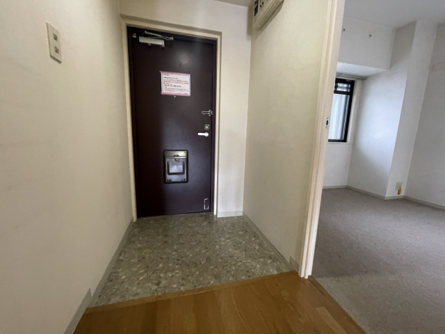 プロスペリテ神戸の玄関