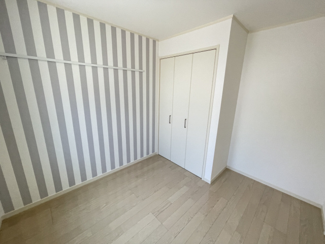 クロリス摩耶の洋室