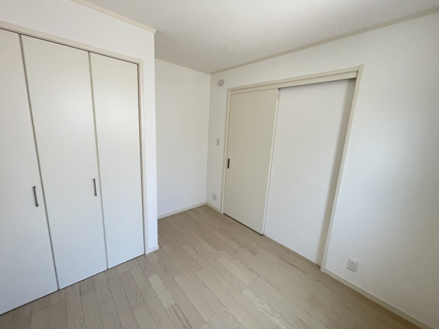 クロリス摩耶の洋室