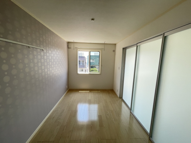 クロリス摩耶の洋室