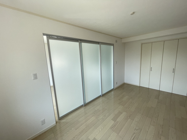 クロリス摩耶の洋室