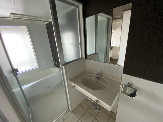 WOB六甲道の洗面所