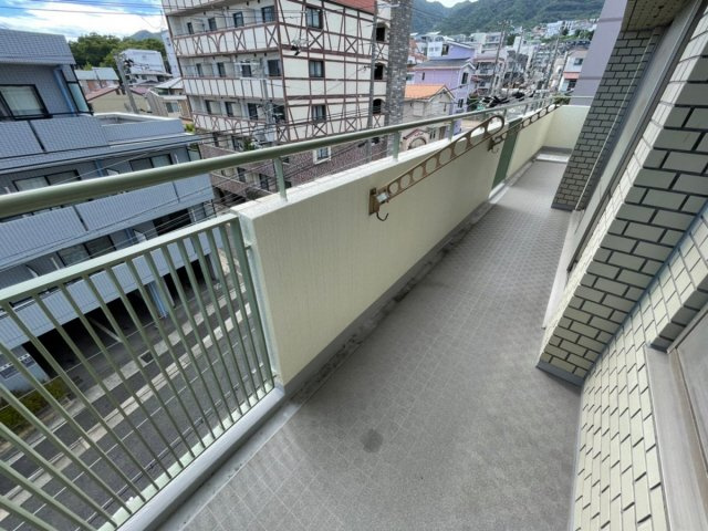 パークハイム六甲八幡町のバルコニー