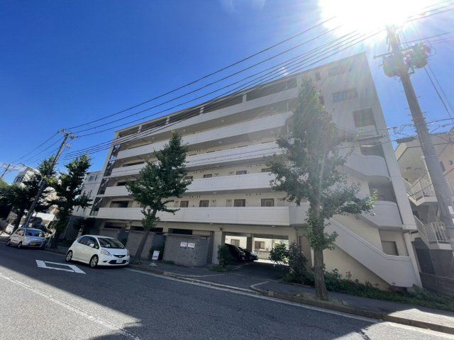 シュトラーセ泉