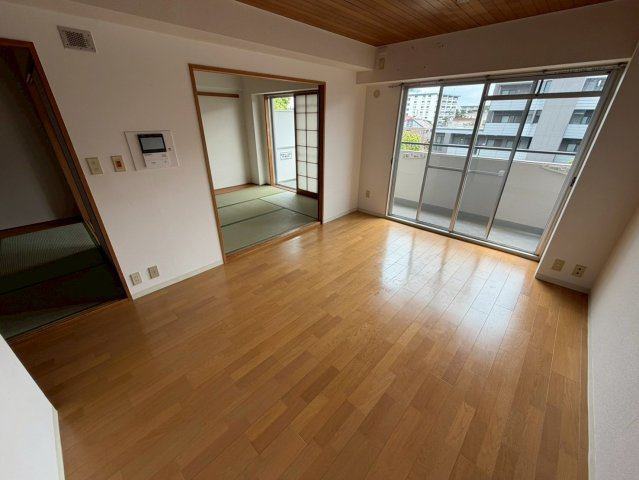 カネボウ芦屋アーバンプラザの居間・リビング