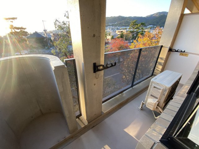 チェリービュウ芦屋川のバルコニー