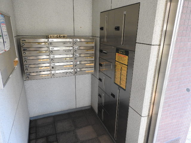 アビタシオン元住Ⅱのエントランス