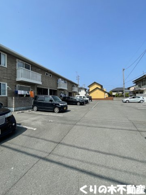 【駐車場】 | メゾン・メルベーユ | 駐車場があります