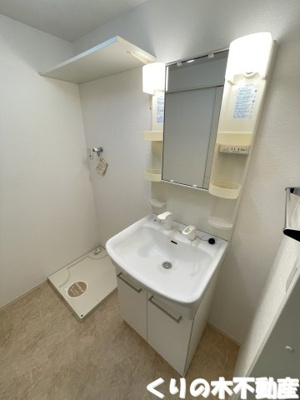 【洗面所】 | メゾン・メルベーユ | 広い洗面スペース