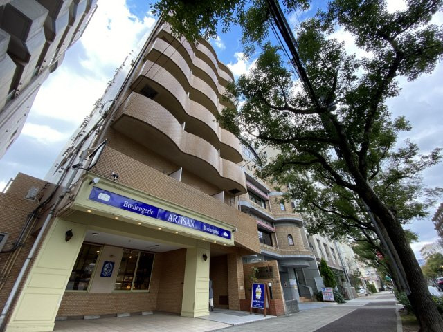 ラ・ティーダ御影