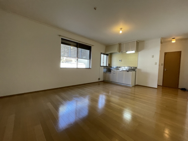 シャネル大原の居間・リビング