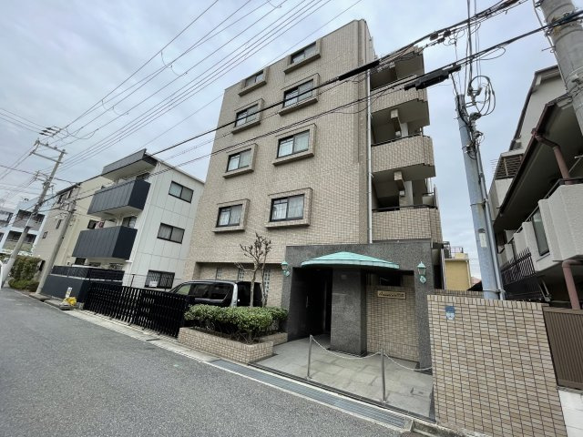 アヴァンセ岡本