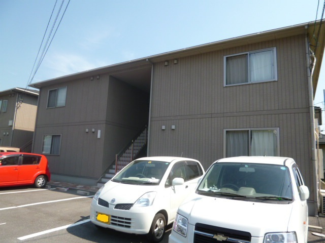 倉敷市新田のアパートの外観