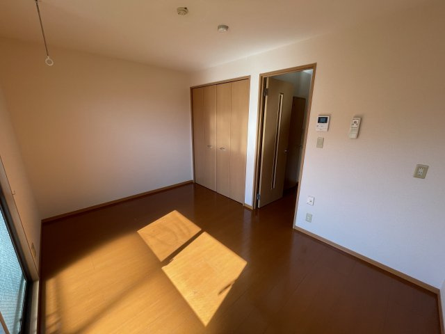 セジュール西岡本の居間・リビング