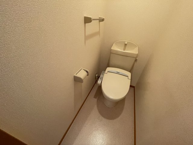 セジュール西岡本のトイレ