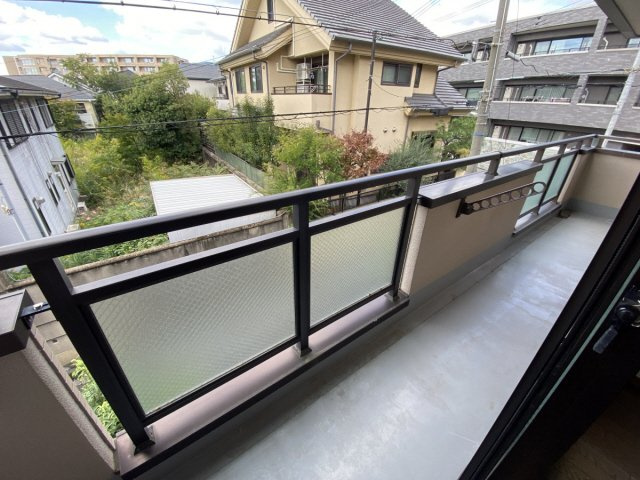 ルミナス御影のバルコニー