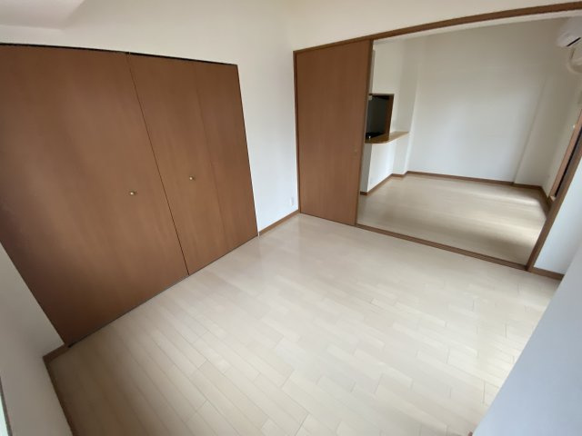 アムール住吉の居間・リビング