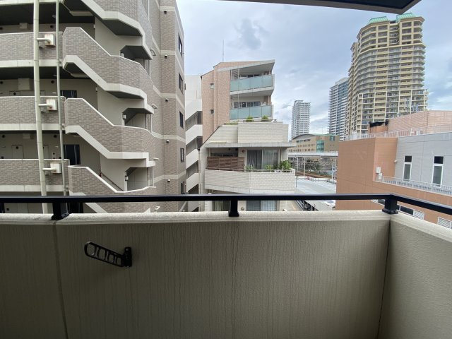 アムール住吉のバルコニー