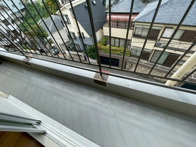 朝日ヶ丘コーポのバルコニー