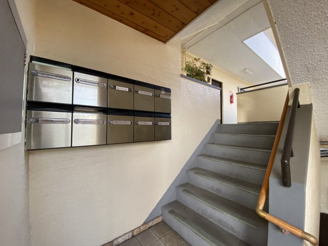 朝日ヶ丘コーポのエントランス