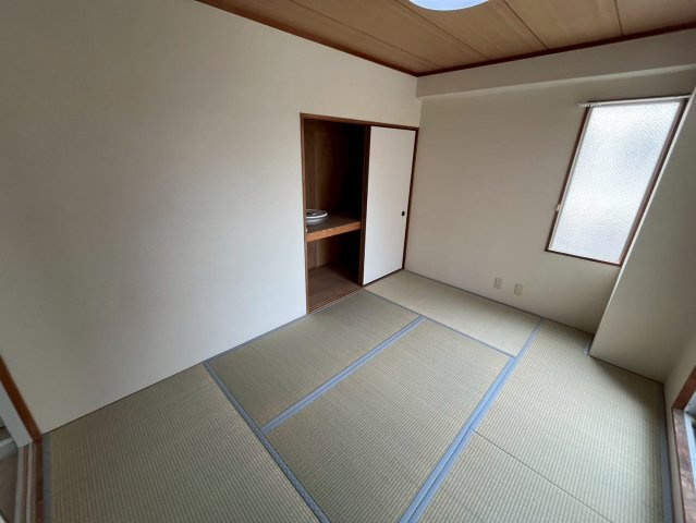 メゾンミヤマエの和室