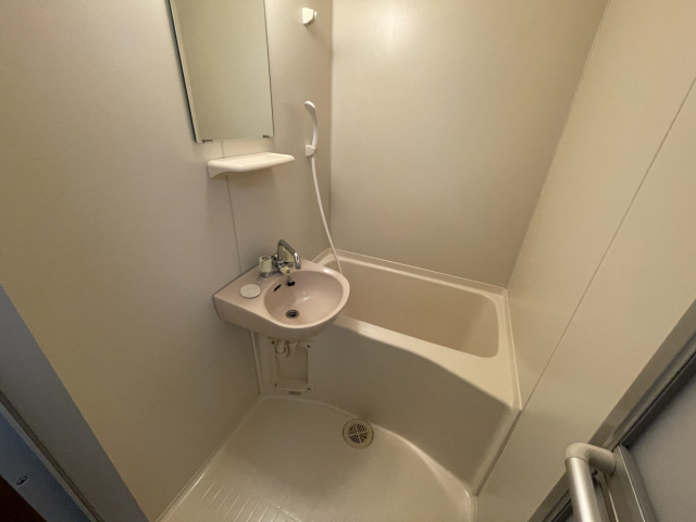 ビス・メゾン塚町の浴室