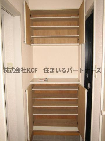 グリーンエクセル小森野Aの玄関|シンプルで使いやすい玄関です