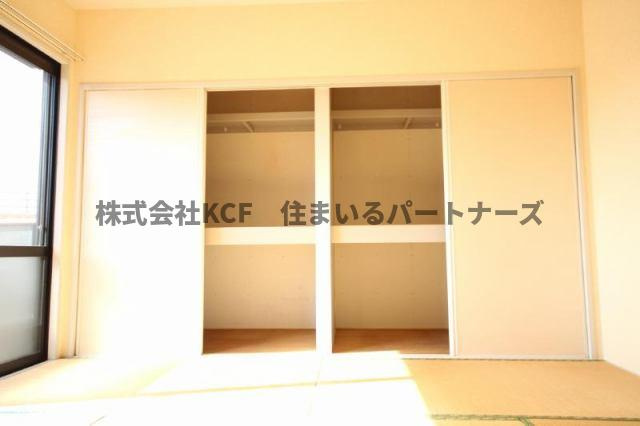 グリーンエクセル小森野Aの収納|大きなスペースがあり、収納には困りません