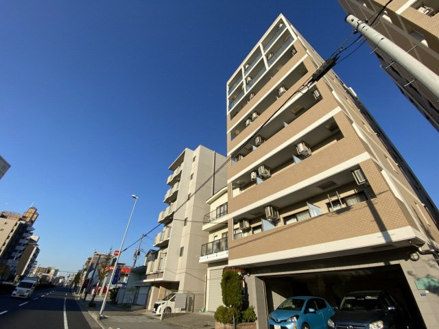 ラディウス森南の外観