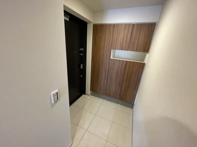 ライオンズ芦屋グランフォートの玄関