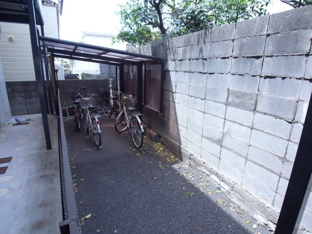 ミュータスK＆S1　のエントランス