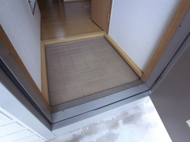 ミュータスK＆S1　の玄関