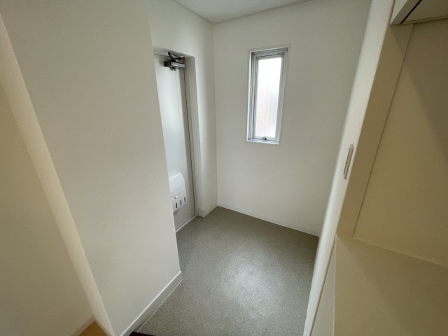 灘ハイムの玄関