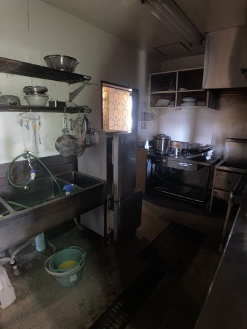 丸万ビルのその他