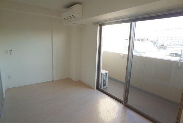 メゾンドバレーのその他