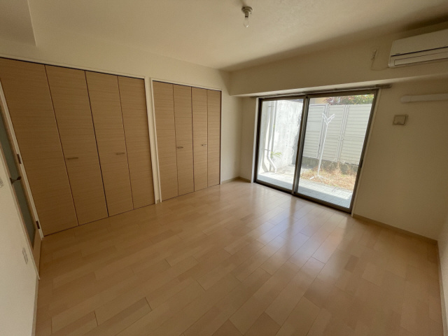 Fiel神戸本山の居間・リビング