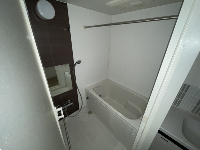 Fiel神戸本山の浴室