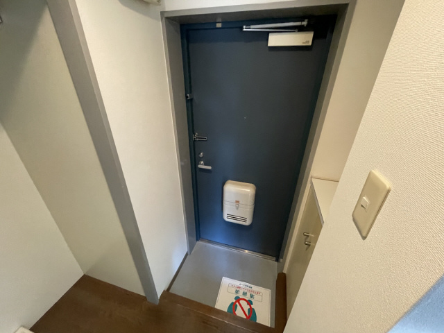 フォーラム王子公園の玄関