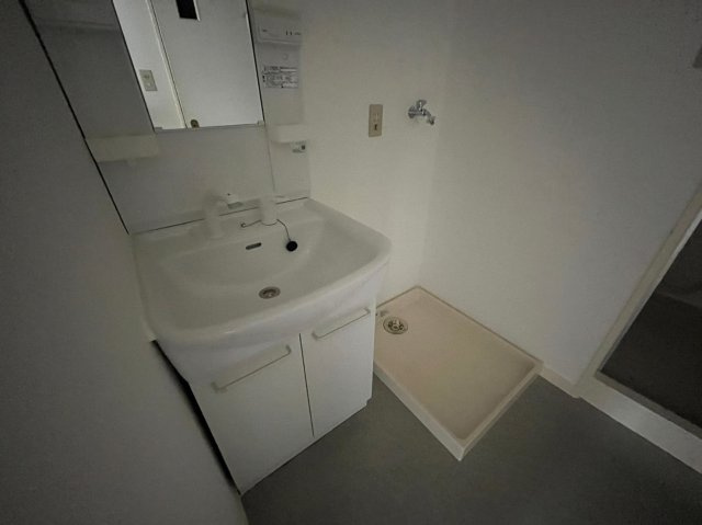 パレ・ルミエール岡本の洗面所