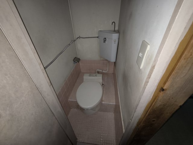 愛雅荘のトイレ