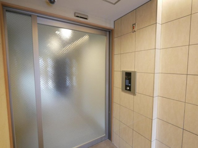 【エントランス】 | MADOPORTE壬生