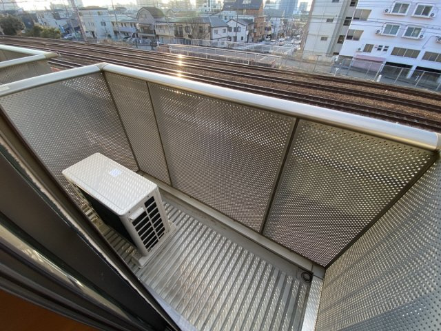 シャーメゾン本山北町のバルコニー