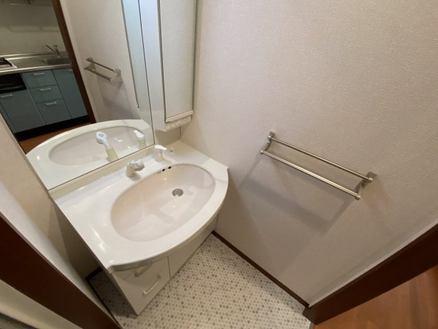 シャーメゾン本山北町の洗面所