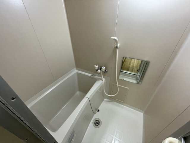 コート向森の浴室