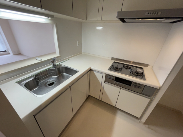 ルネ芦屋親王塚のキッチン