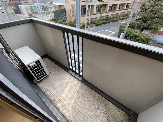 ハイツ大蔵のバルコニー
