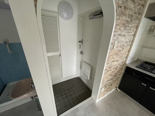 篠原南マンションの玄関