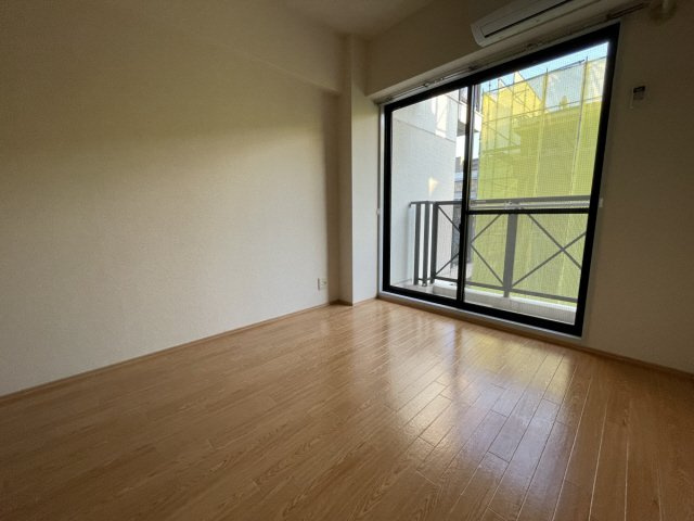 本山ヤングパレスの居間・リビング