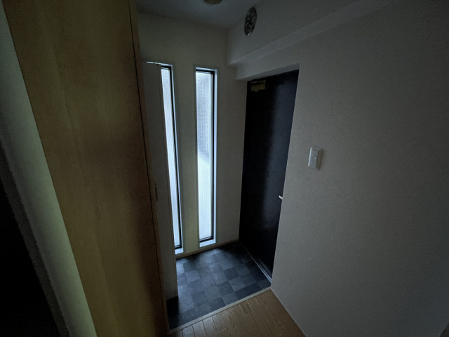 本山ヤングパレスの玄関