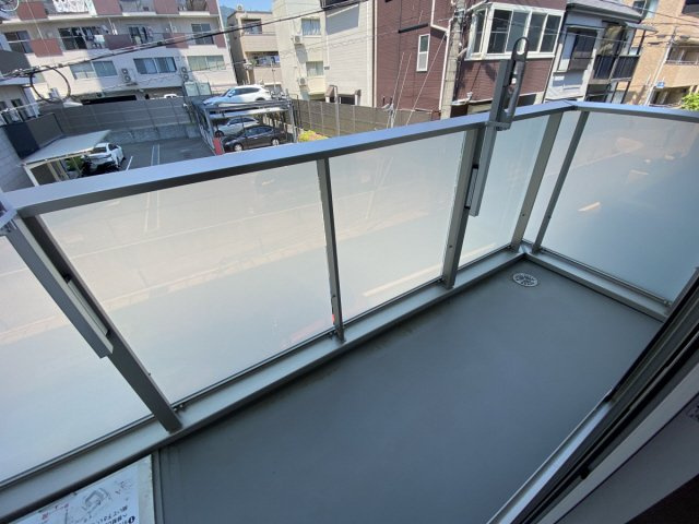 グレイスコート御影中町のバルコニー
